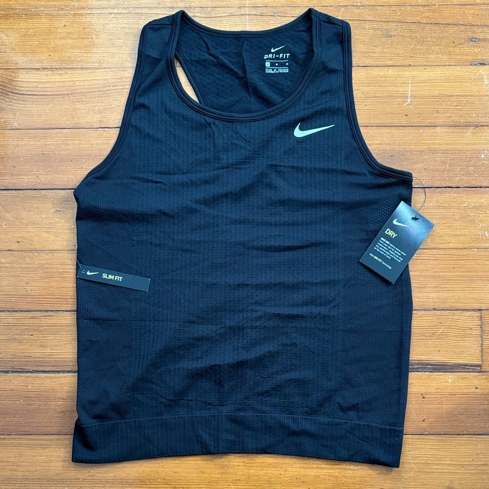 Nike Black Athletic Dri-FIT Racer Back Tank Top - Picture 1 of 5